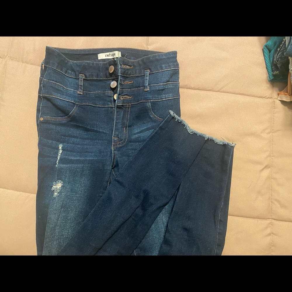 High Waisted Dark Blue Jeans